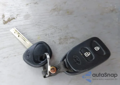 2012 Hyundai Accent Se z USA, uszkodzony, nr VIN KMHCU5AE1CU006231